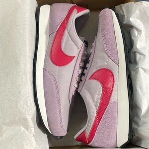 Nike womens shoes